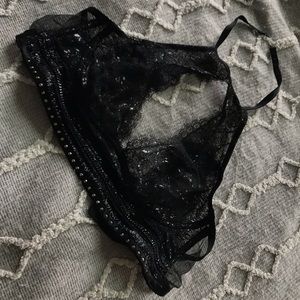 Victoria’s Secret bralette